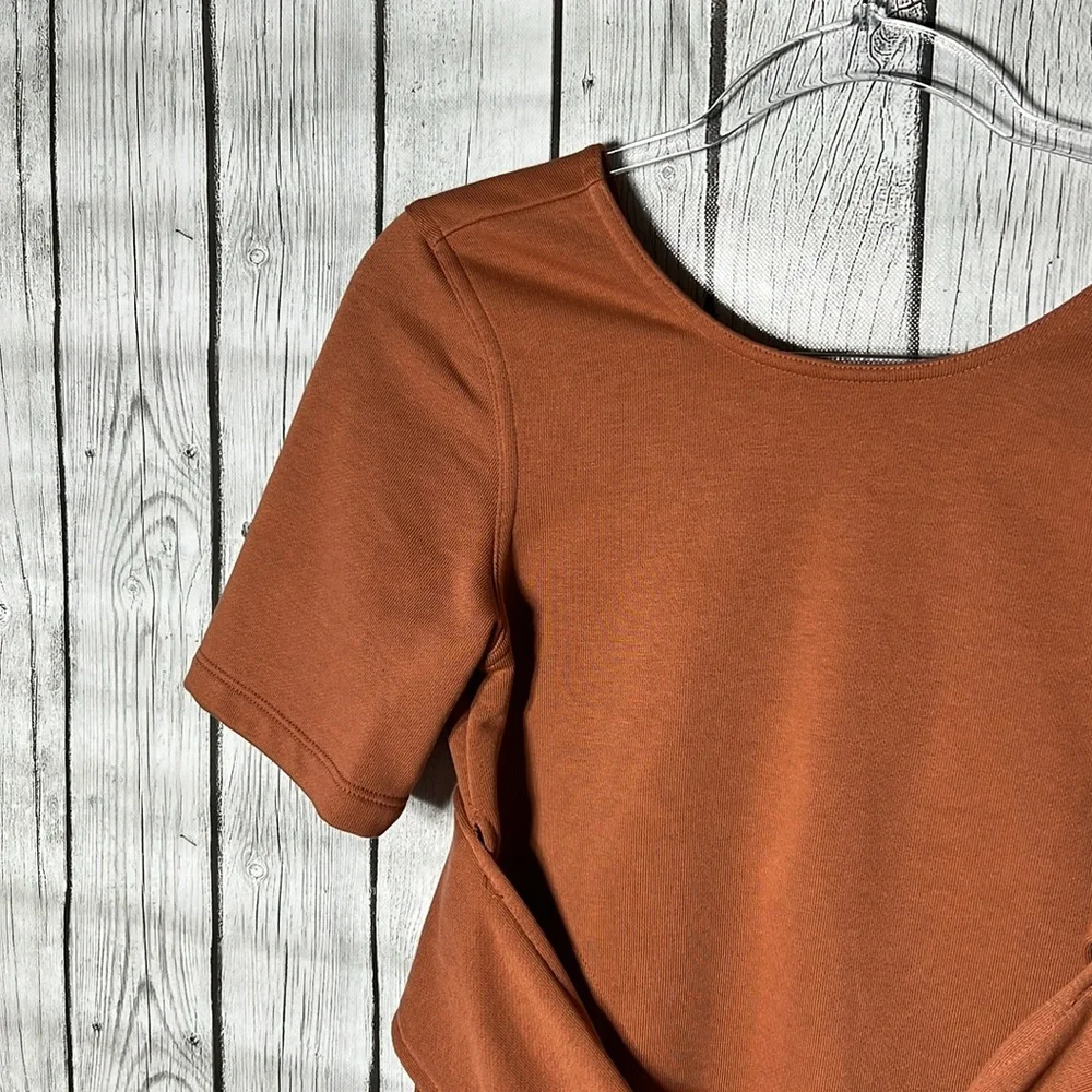NIKE YOGA STUDIO SHORT SLEEVE TRAINING WRAP TOP SIZE XS